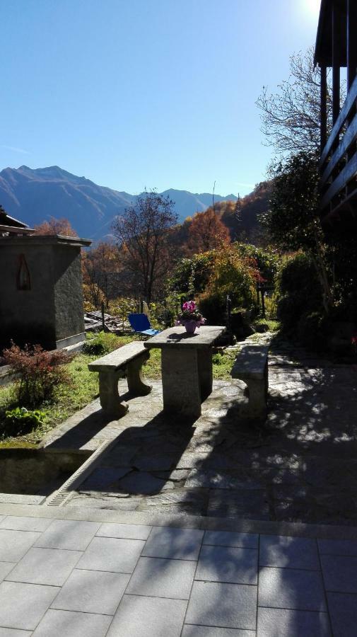 Il Borgo Di Monica Domodossola Exterior foto