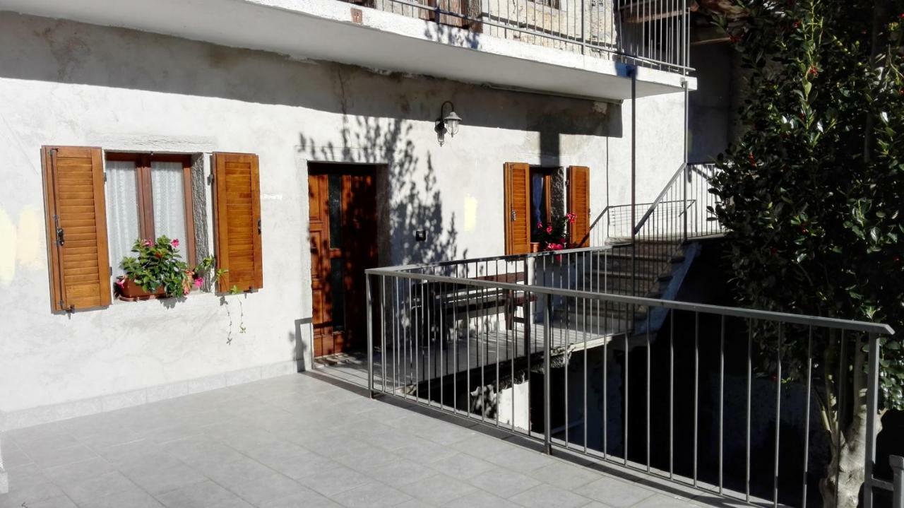Il Borgo Di Monica Domodossola Exterior foto