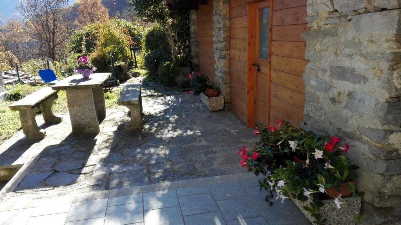 Il Borgo Di Monica Domodossola Exterior foto