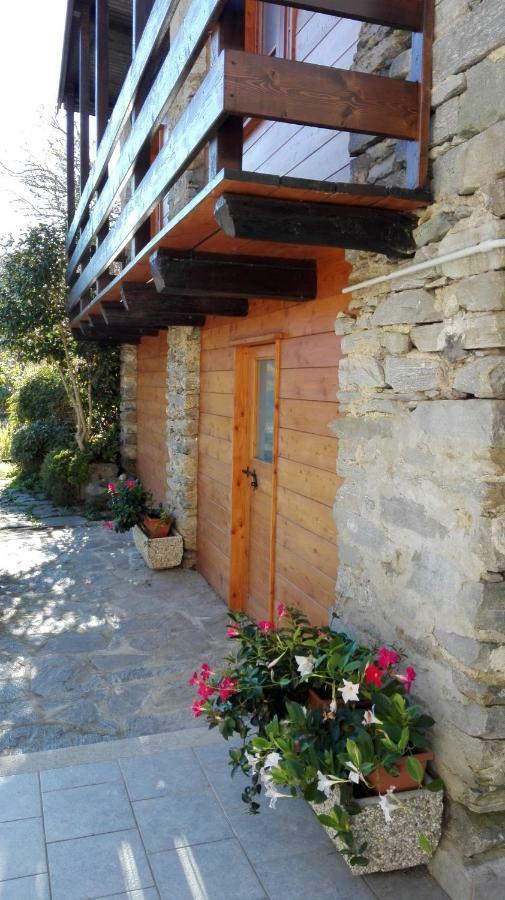 Il Borgo Di Monica Domodossola Exterior foto